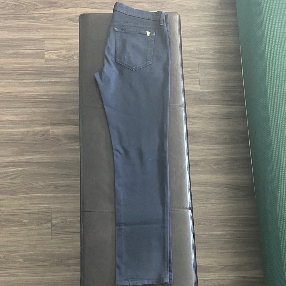 Joe's Jeans/33 waist/Indigo blue